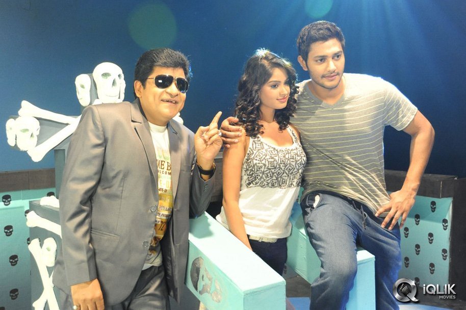 Dollars-Colony-Movie-On-The-Sets-Press-Meet